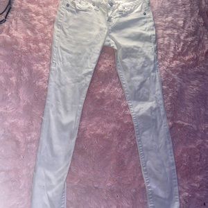 There white true religion jeans size 26 , there straight leg